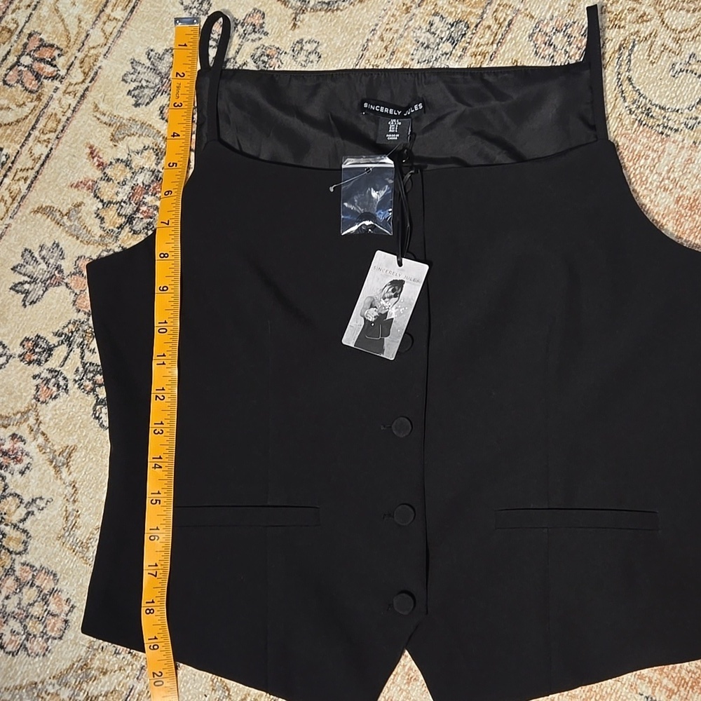 Sincerely Jules Women's Button Up Black Spaghetti Strap Lined Vest Size Large - Picture 8 of 9